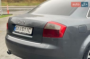 Седан Audi A4 2001 в Виньковцах