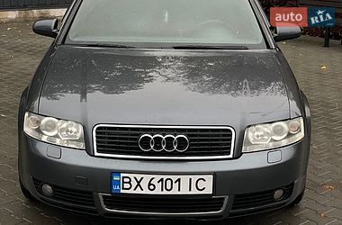 Седан Audi A4 2001 в Виньковцах