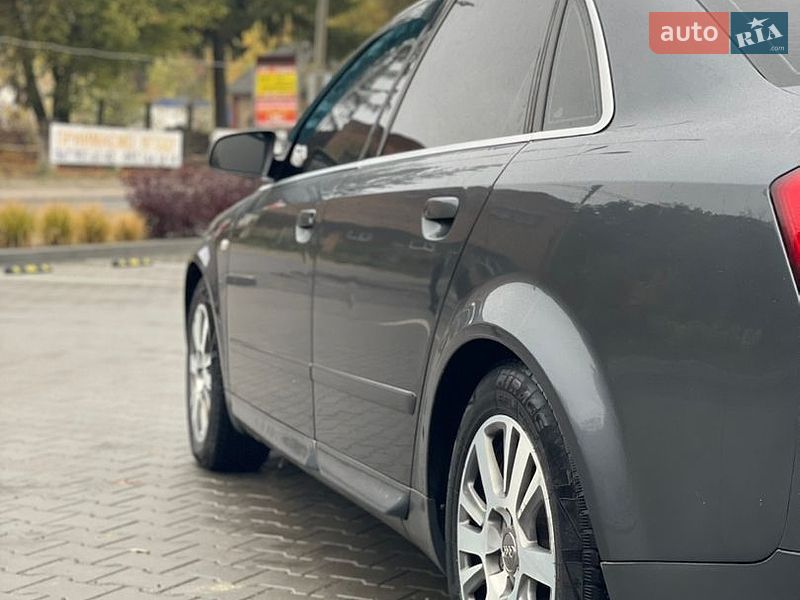Седан Audi A4 2001 в Виньковцах