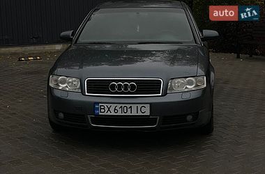 Седан Audi A4 2001 в Виньковцах