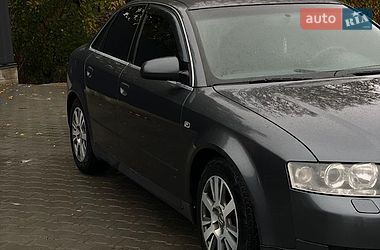 Седан Audi A4 2001 в Виньковцах