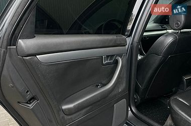 Седан Audi A4 2001 в Виньковцах