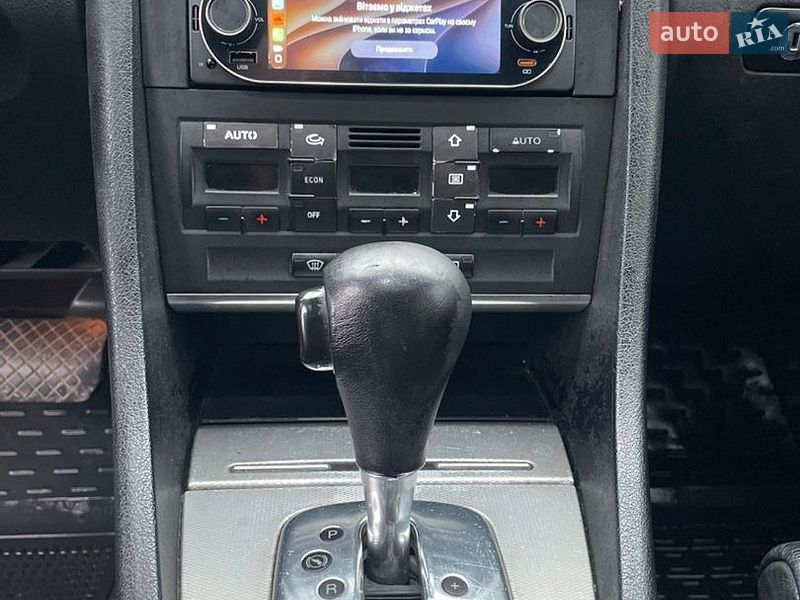 Седан Audi A4 2001 в Виньковцах