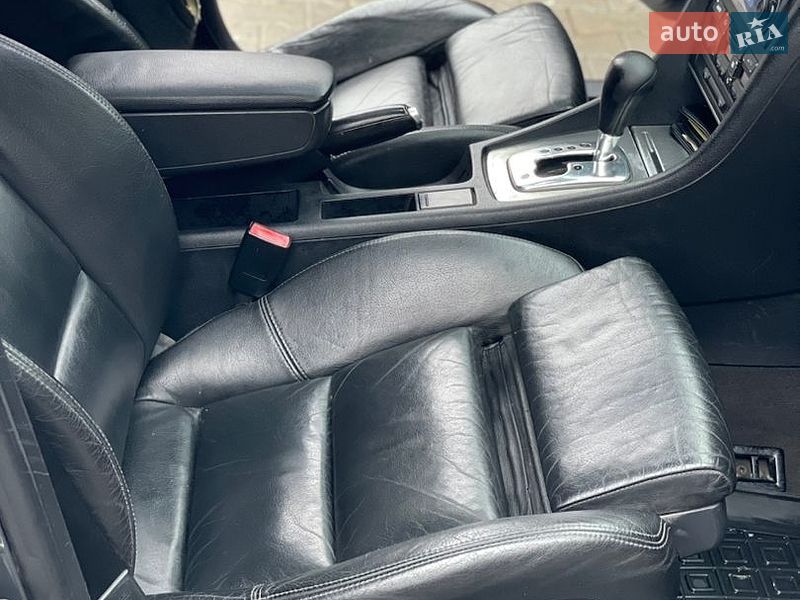 Седан Audi A4 2001 в Виньковцах