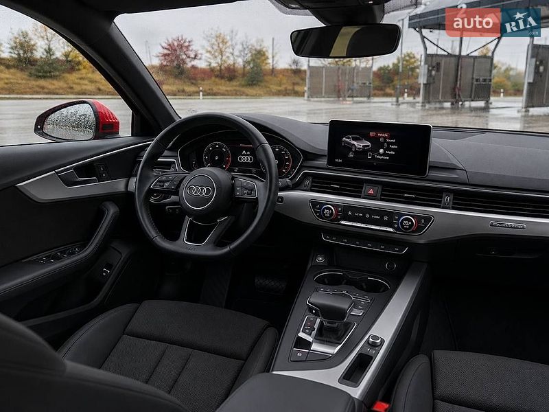Седан Audi A4 2016 в Львове