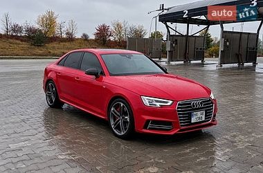 Audi A4  2016