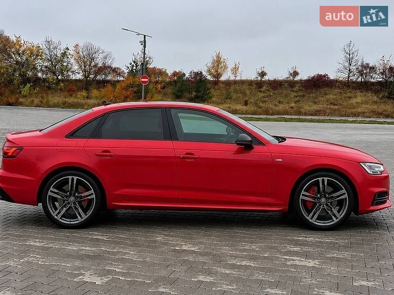 Седан Audi A4 2016 в Львове