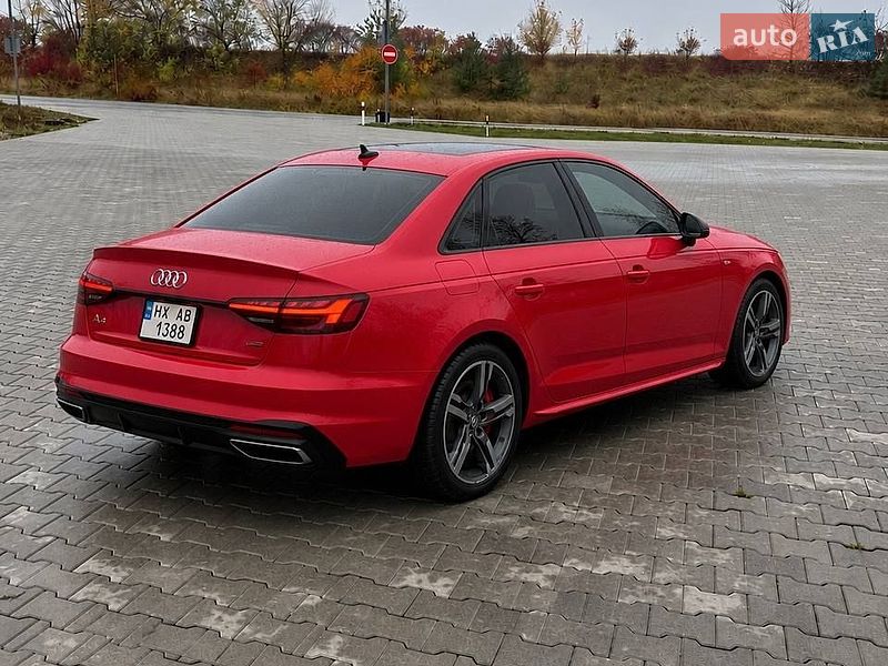 Седан Audi A4 2016 в Львове