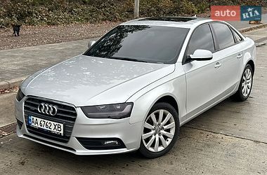 Седан Audi A4 2012 в Киеве