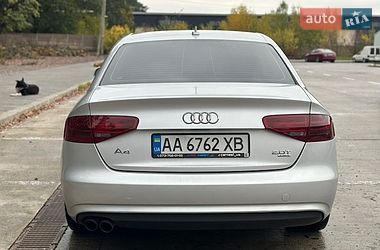 Седан Audi A4 2012 в Киеве