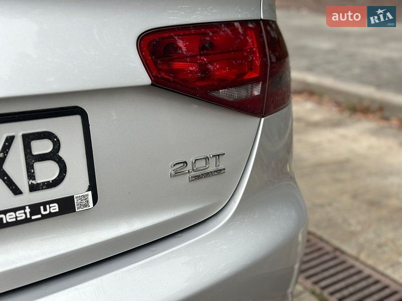 Седан Audi A4 2012 в Киеве