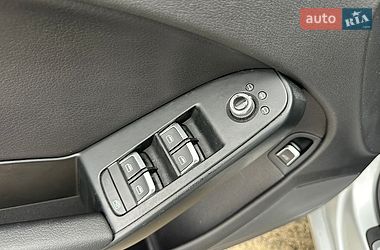 Седан Audi A4 2012 в Киеве