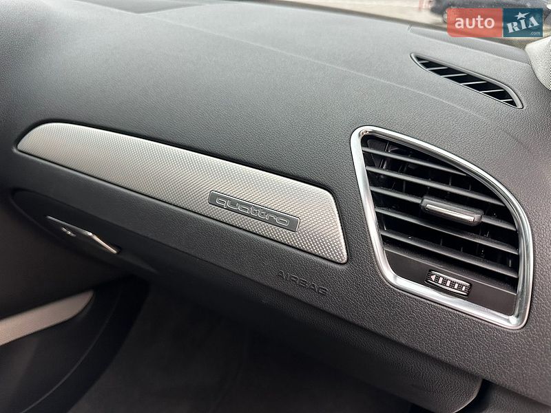 Седан Audi A4 2012 в Киеве