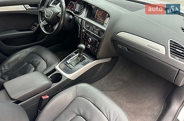 Седан Audi A4 2012 в Киеве