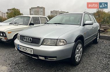 Audi A4  1998
