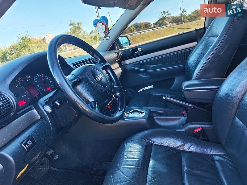 Универсал Audi A4 2001 в Бучаче