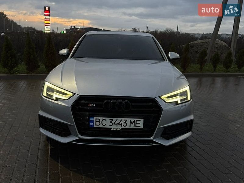 Audi A4 2017