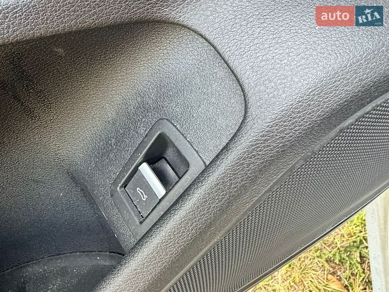 Универсал Audi A4 2018 в Киеве