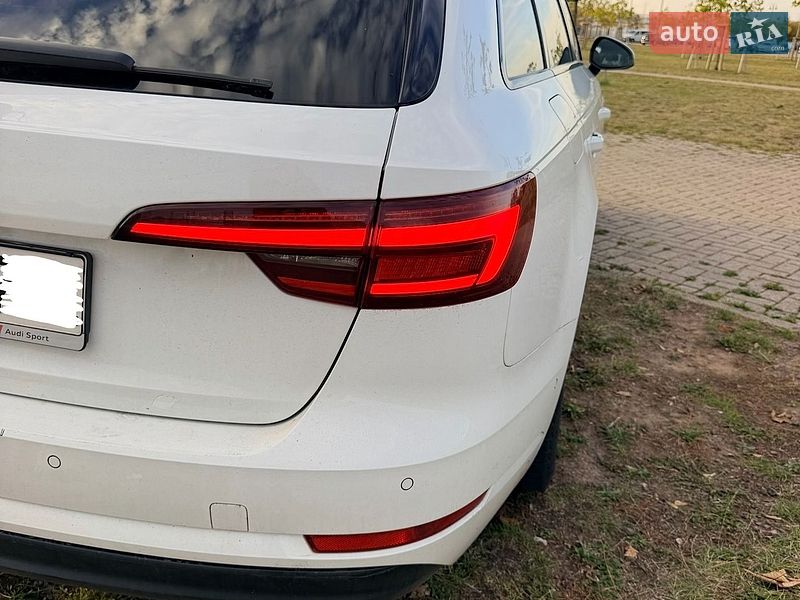 Универсал Audi A4 2018 в Киеве
