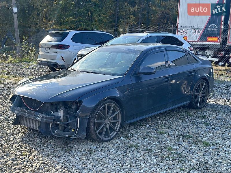 Audi A4 2014