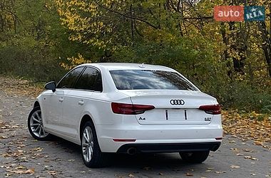 Седан Audi A4 2016 в Тернополі