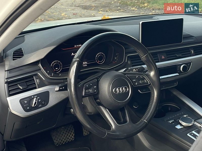 Седан Audi A4 2016 в Тернополі