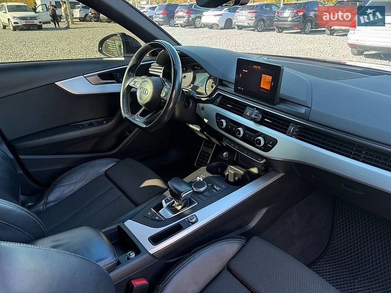 Універсал Audi A4 2017 в Чернівцях