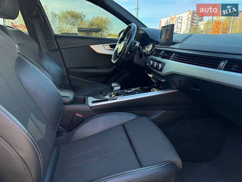 Універсал Audi A4 2017 в Чернівцях