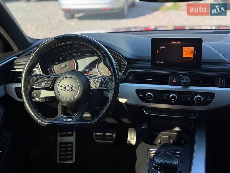 Універсал Audi A4 2017 в Чернівцях