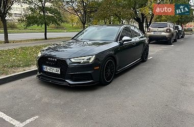 Audi A4 2017