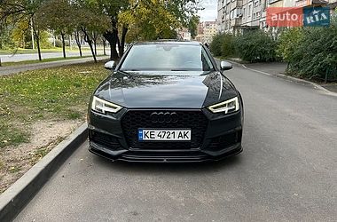 Седан Audi A4 2017 в Днепре