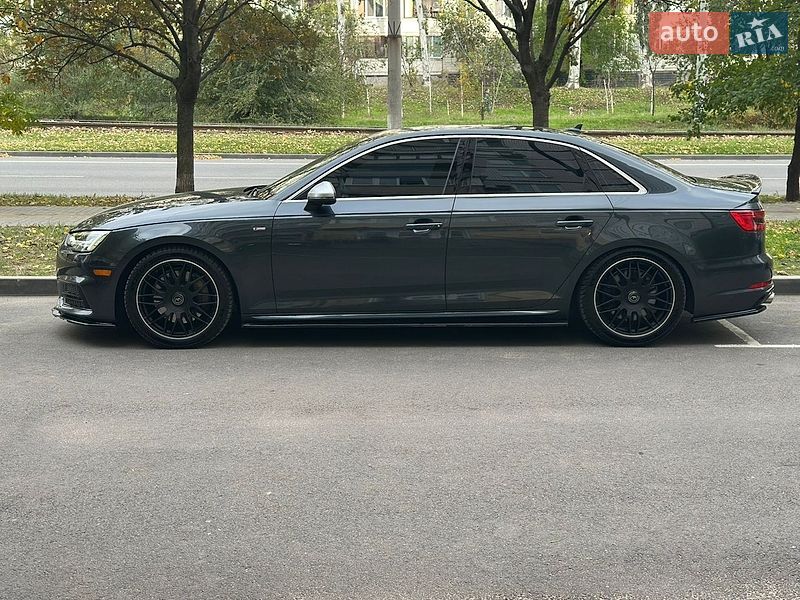 Седан Audi A4 2017 в Днепре
