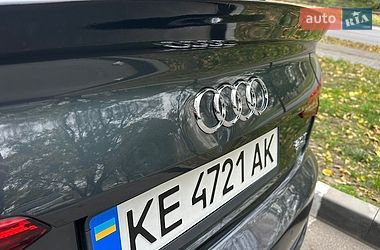Седан Audi A4 2017 в Днепре