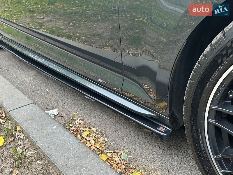 Седан Audi A4 2017 в Днепре