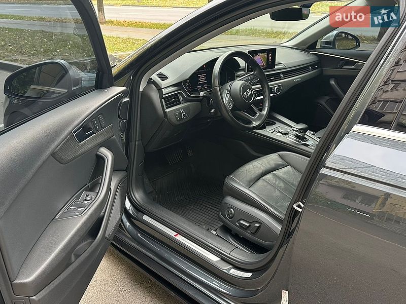 Седан Audi A4 2017 в Днепре
