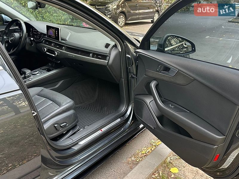 Седан Audi A4 2017 в Днепре