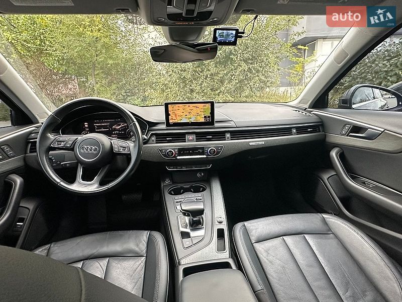 Седан Audi A4 2017 в Днепре