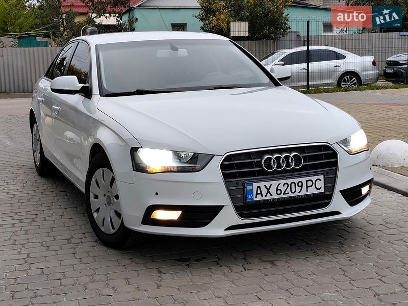 Седан Audi A4 2015 в Харкові