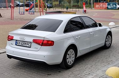 Седан Audi A4 2015 в Харкові