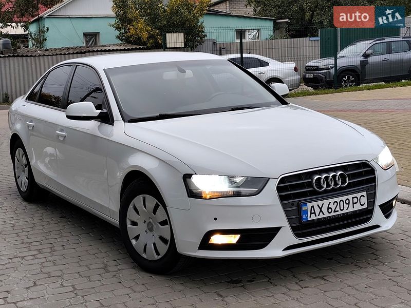 Седан Audi A4 2015 в Харкові