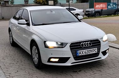 Седан Audi A4 2015 в Харкові