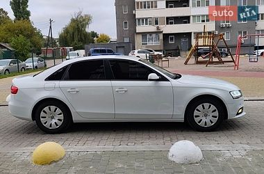 Седан Audi A4 2015 в Харкові