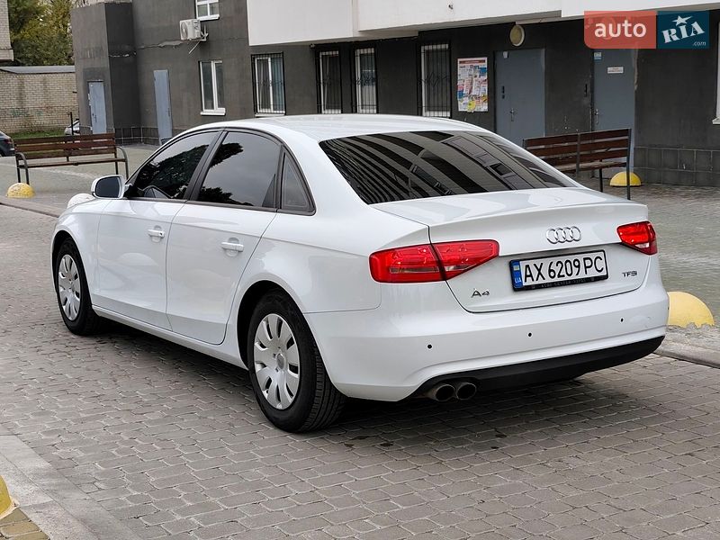 Седан Audi A4 2015 в Харкові
