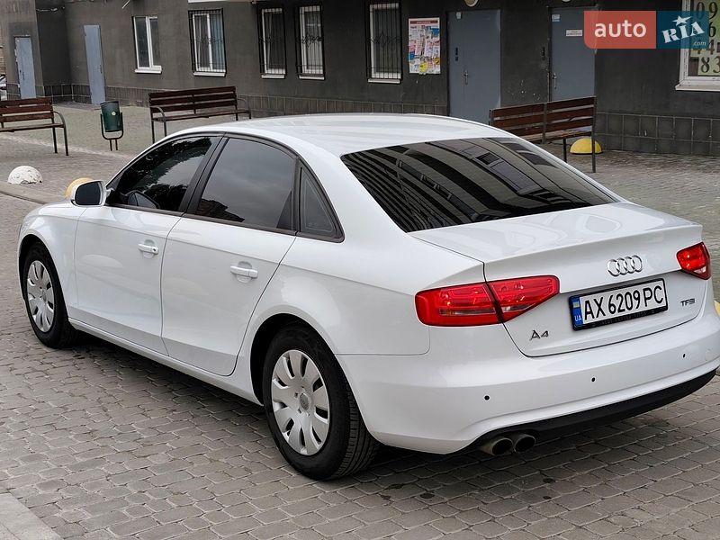 Седан Audi A4 2015 в Харкові