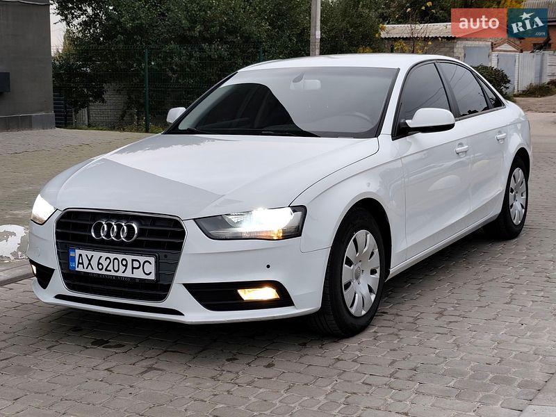 Седан Audi A4 2015 в Харкові
