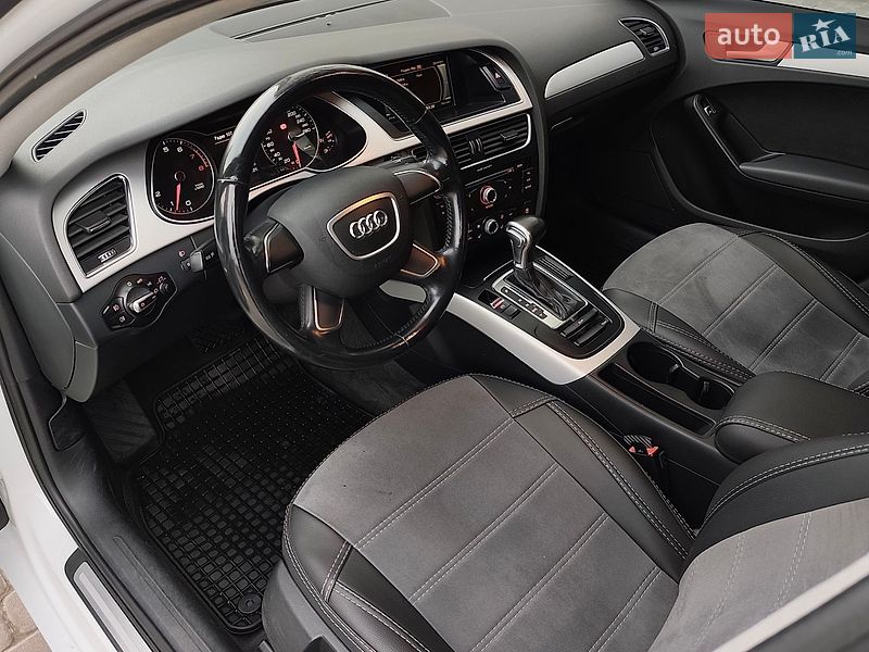 Седан Audi A4 2015 в Харкові
