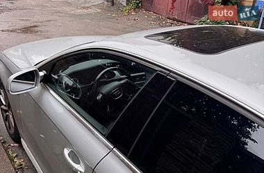 Седан Audi A4 2014 в Киеве