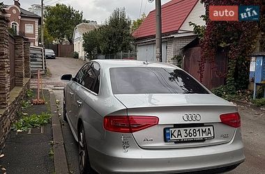 Седан Audi A4 2014 в Киеве