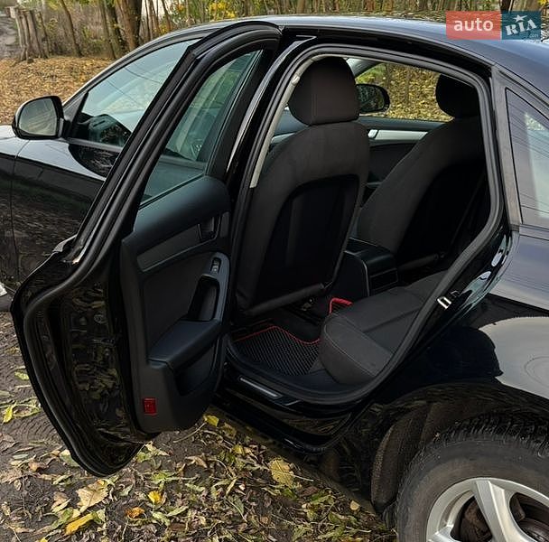 Седан Audi A4 2009 в Умани