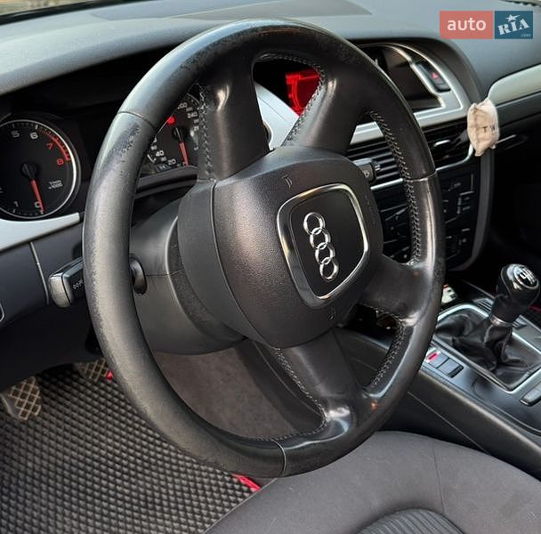 Седан Audi A4 2009 в Умани
